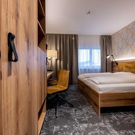 Egino-premium Hotel, Restaurant & Bar *