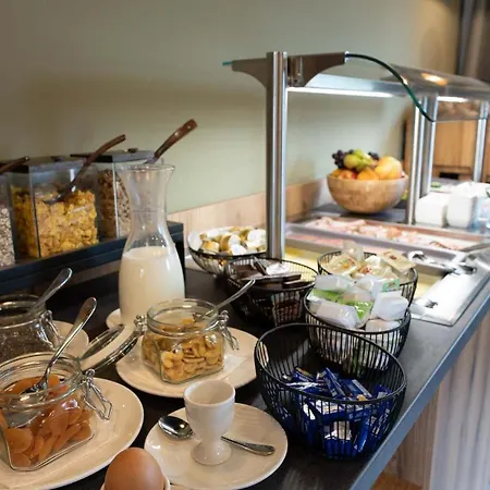 Egino-premium Hotel, Restaurant & Bar