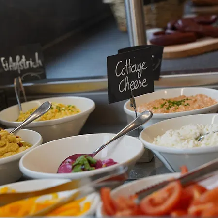 Egino-premium Hotel, Restaurant & Bar Ξενοδοχείο Eggenburg