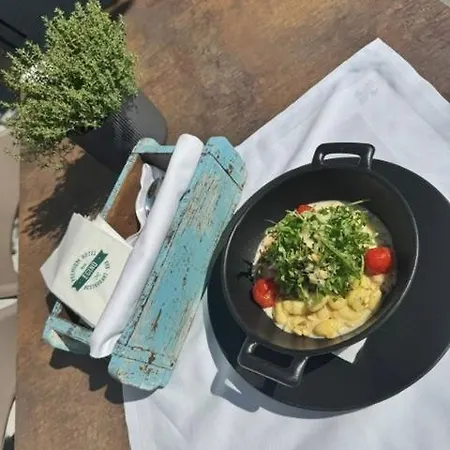 Egino-premium Hotel, Restaurant & Bar