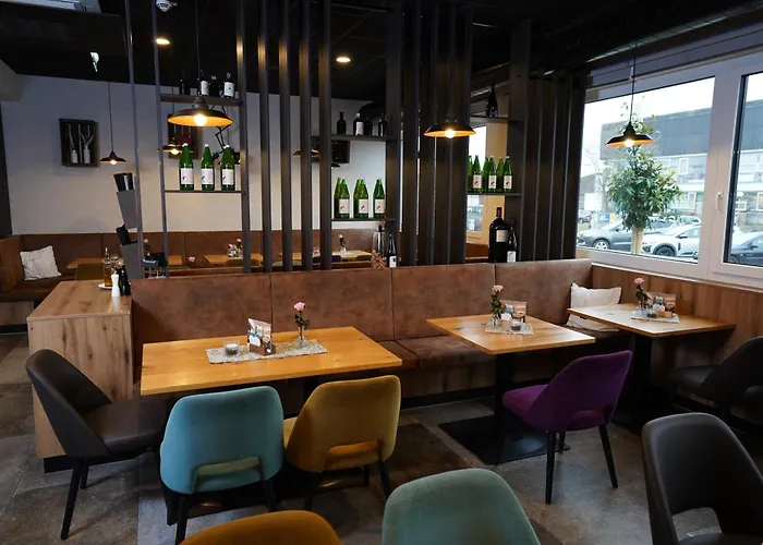 Egino-premium Hotel, Restaurant & Bar ホテル Eggenburg